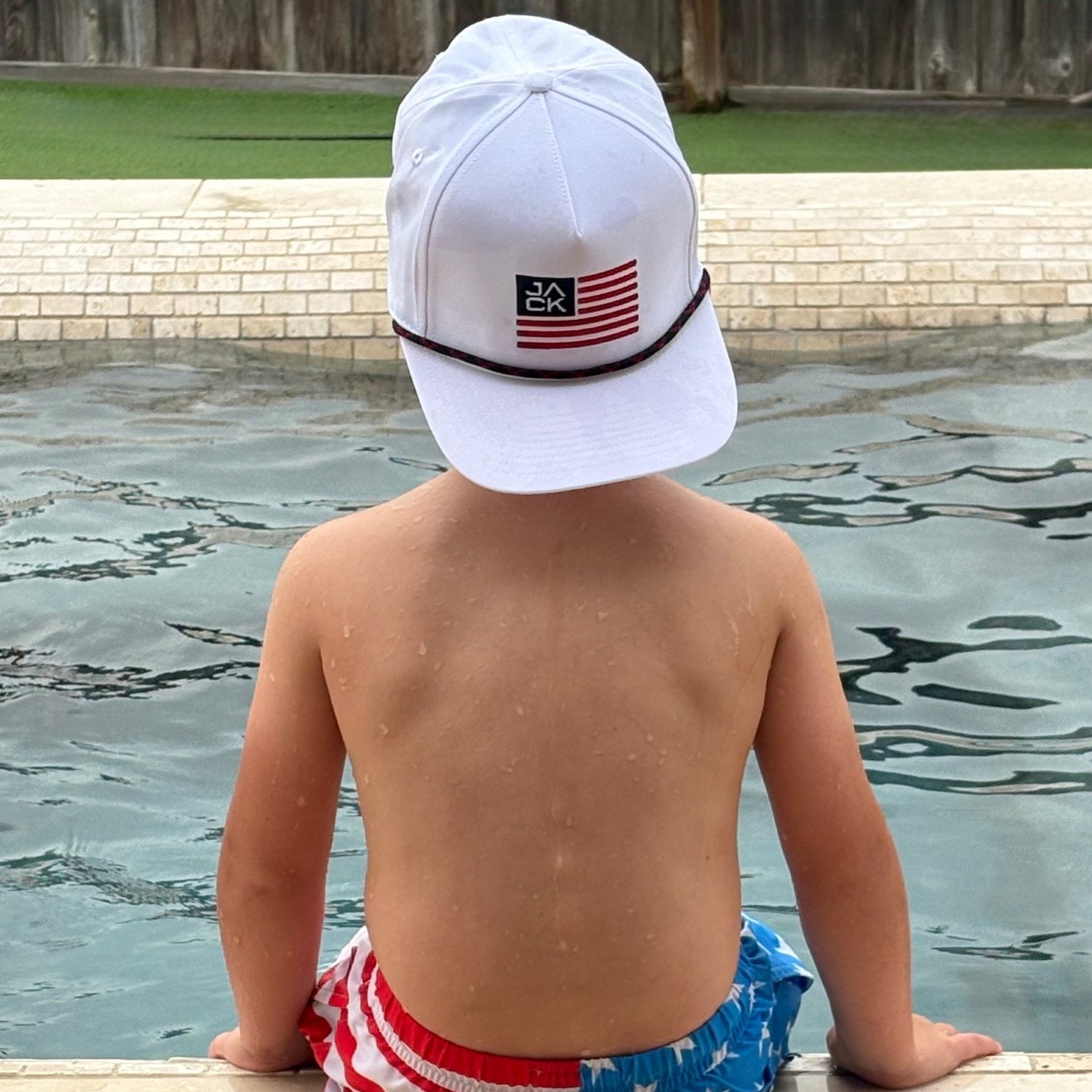 Kid wearing the Lil Jack Flag Hat – Jack Apparel